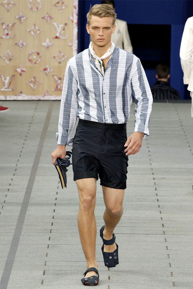 Louis Vuitton SS 2012